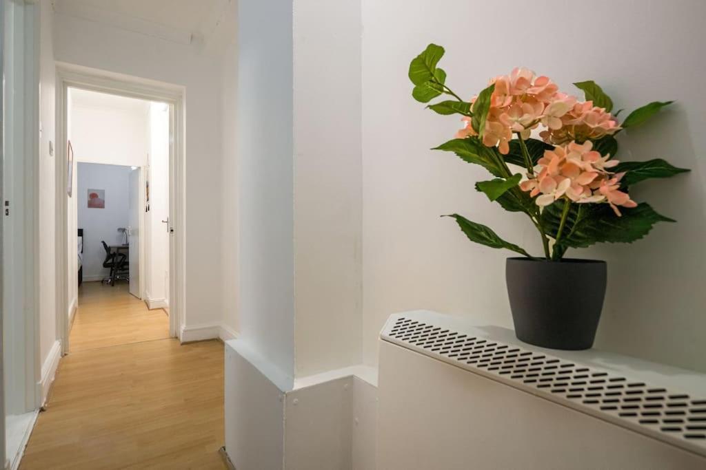 Cosy 2-Bedroom Flat Paddington London Exterior photo